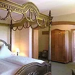 Burghotel Hotel