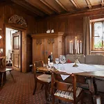 Burghotel 3*