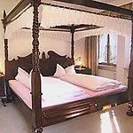 Burghotel