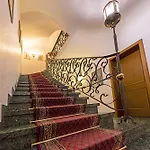 Hotel Burghotel 3*