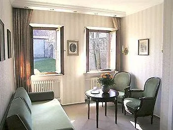 Burghotel Hotel 3*