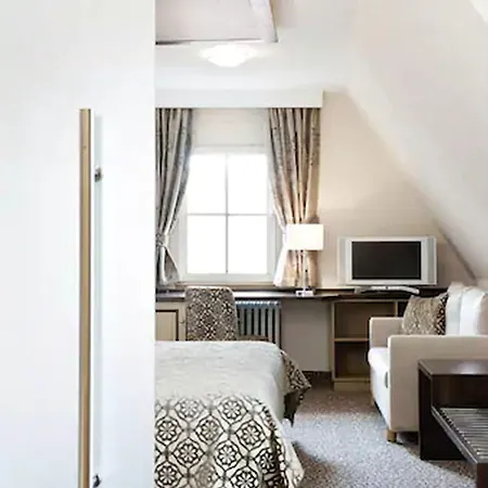 Burghotel Szálloda 3*