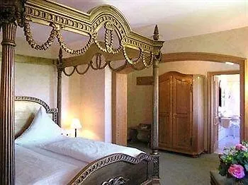 Burghotel Готель