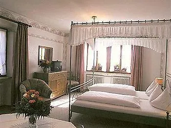 Burghotel 3*