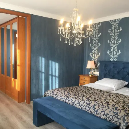 Burghotel Szálloda 3*